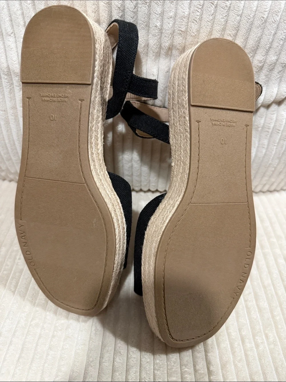 Old Navy upper material